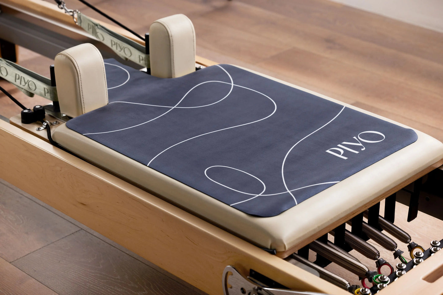 Reformer Mat - Charcoal Flow PIYO